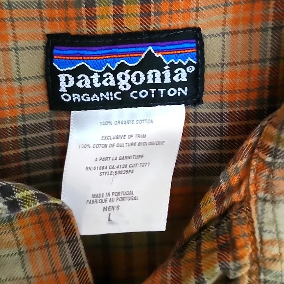 Patagonia Men's Brown Plaid Shirt - Picture 2 of 6